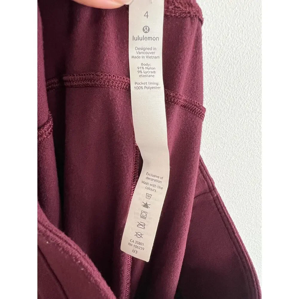 LULULEMON Ready to Rulu 29